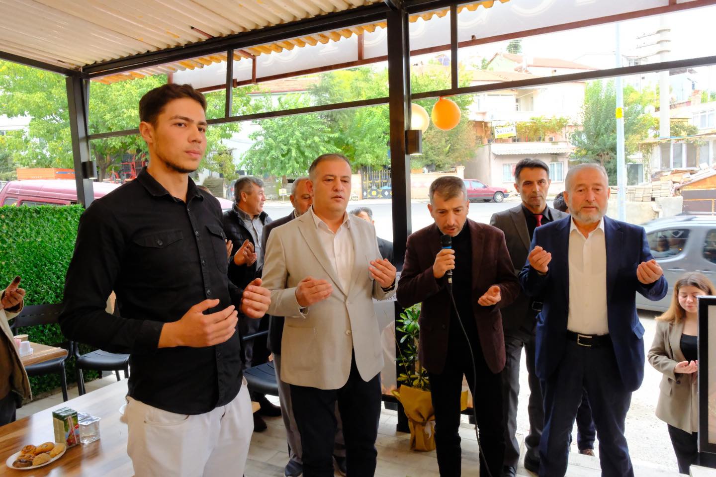 Dinarda Nova Restoran Hizmete Ald