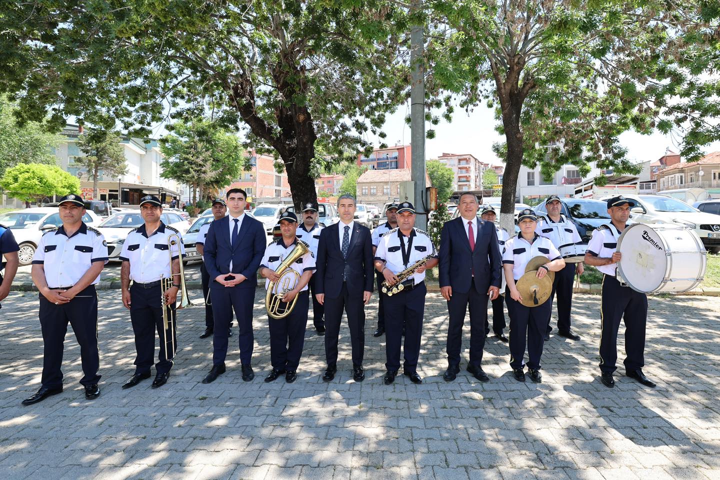 Afyonkarahisar Valimiz Say�n Dr. Naci Akta� Belediyemizi Ziyaret Etti