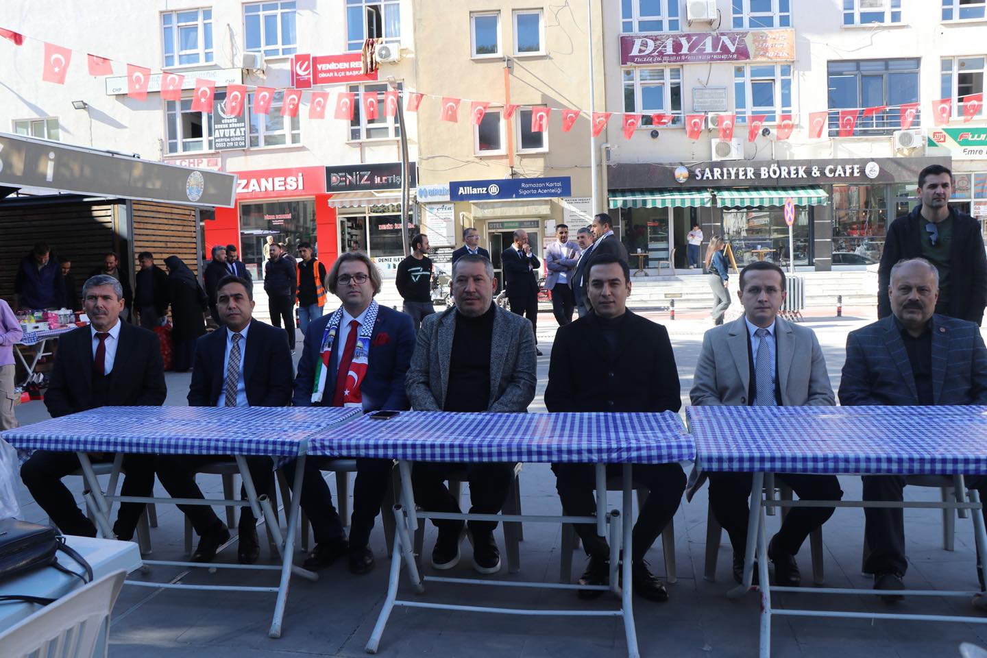 FLSTN VE GAZZE N DZENLENEN KERMESTE DNARDAN ANLAMLI DESTEK