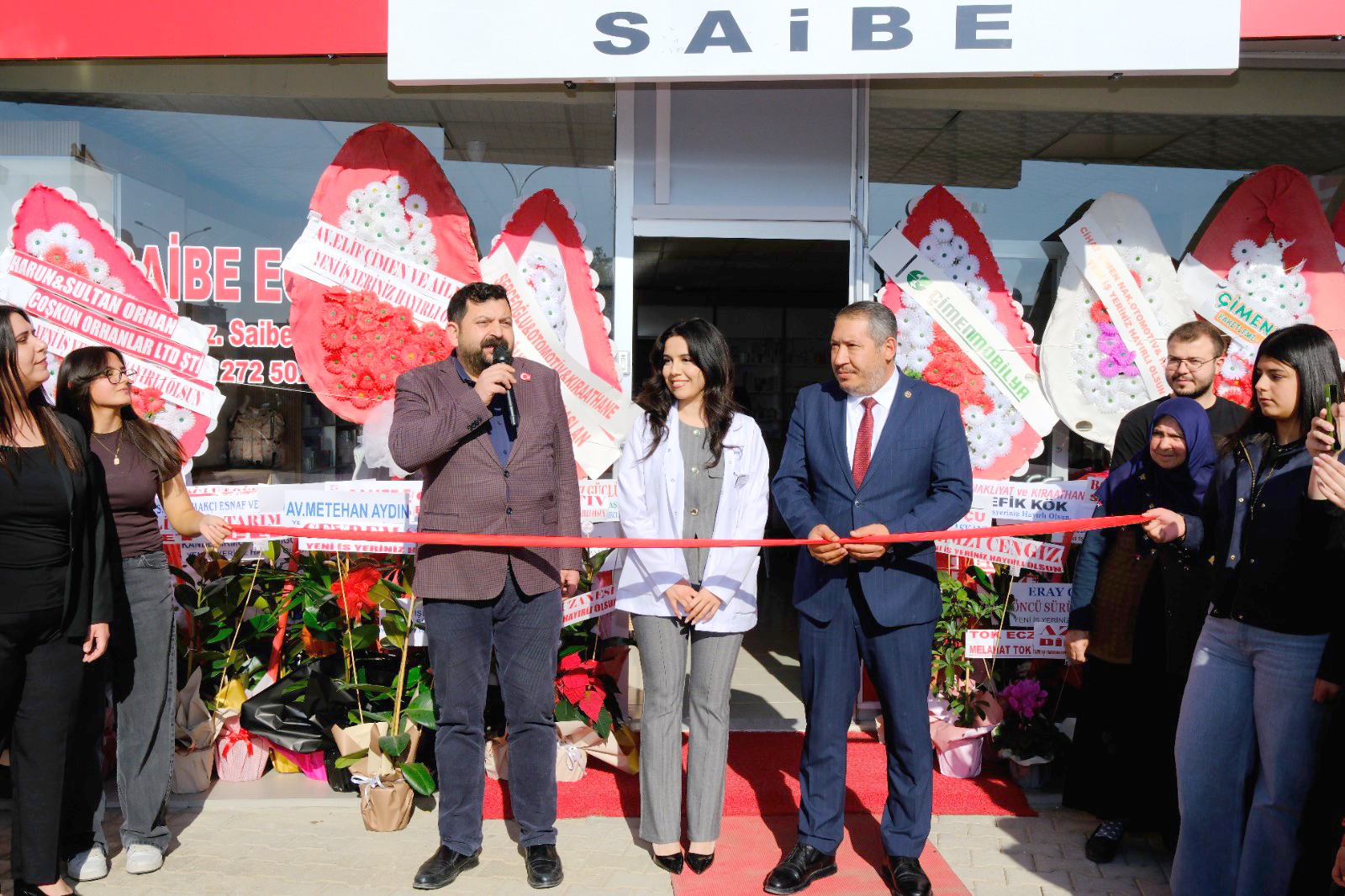 Dinarda Saibe Eczanesi Hizmete Ald