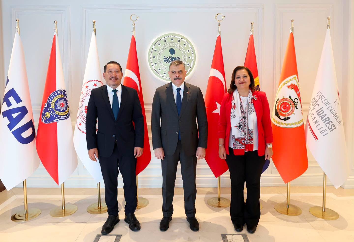 ��i�leri Bakan�m�z Say�n Mustafa �ift�i�yi Ziyaret Ettik