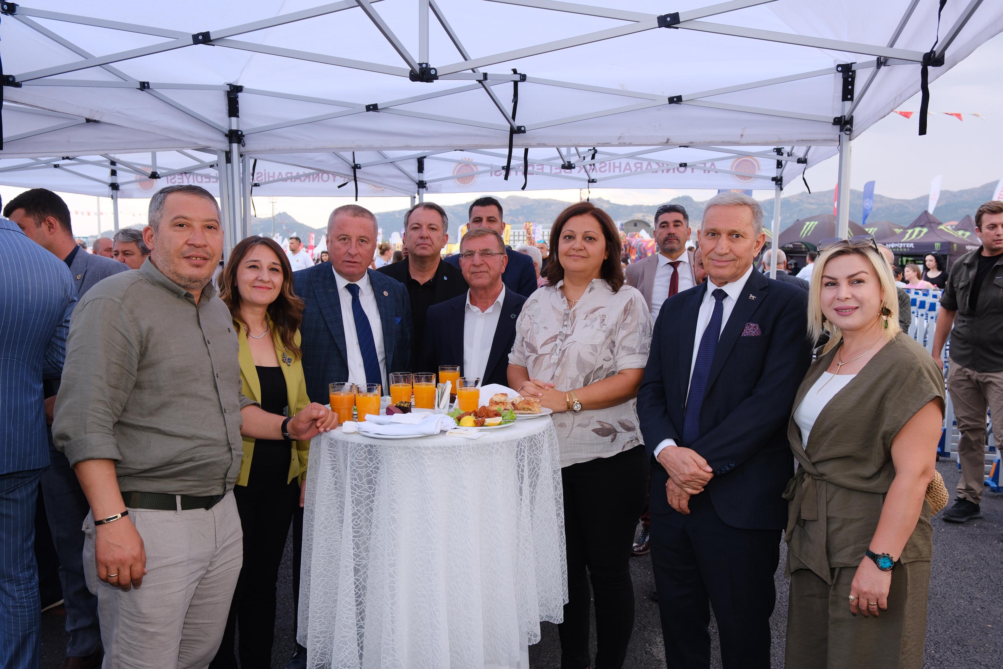 Dinar Belediye Bakanmz Veysel Topu Motofest Alna Katld